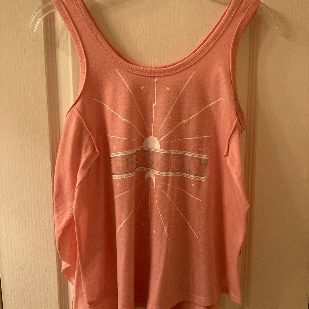 Graphic Tank